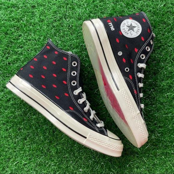 Converse All Star Chuck Taylor Chuck 70 Hi Embroidered Lips - Picture 2 of 6